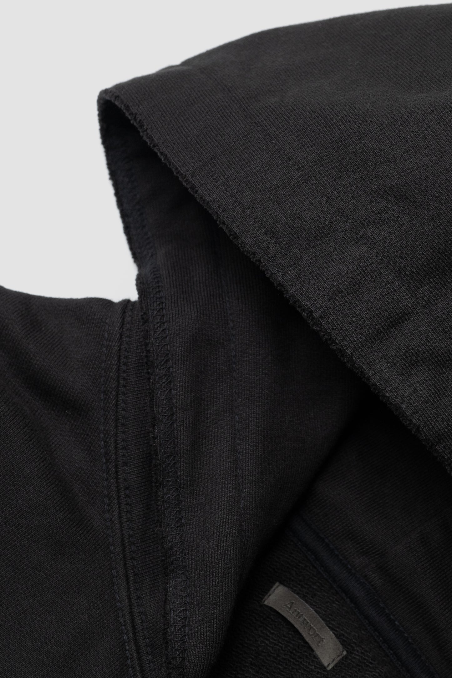 CUT OFF ZIP HOODIE - WASHED BLACK