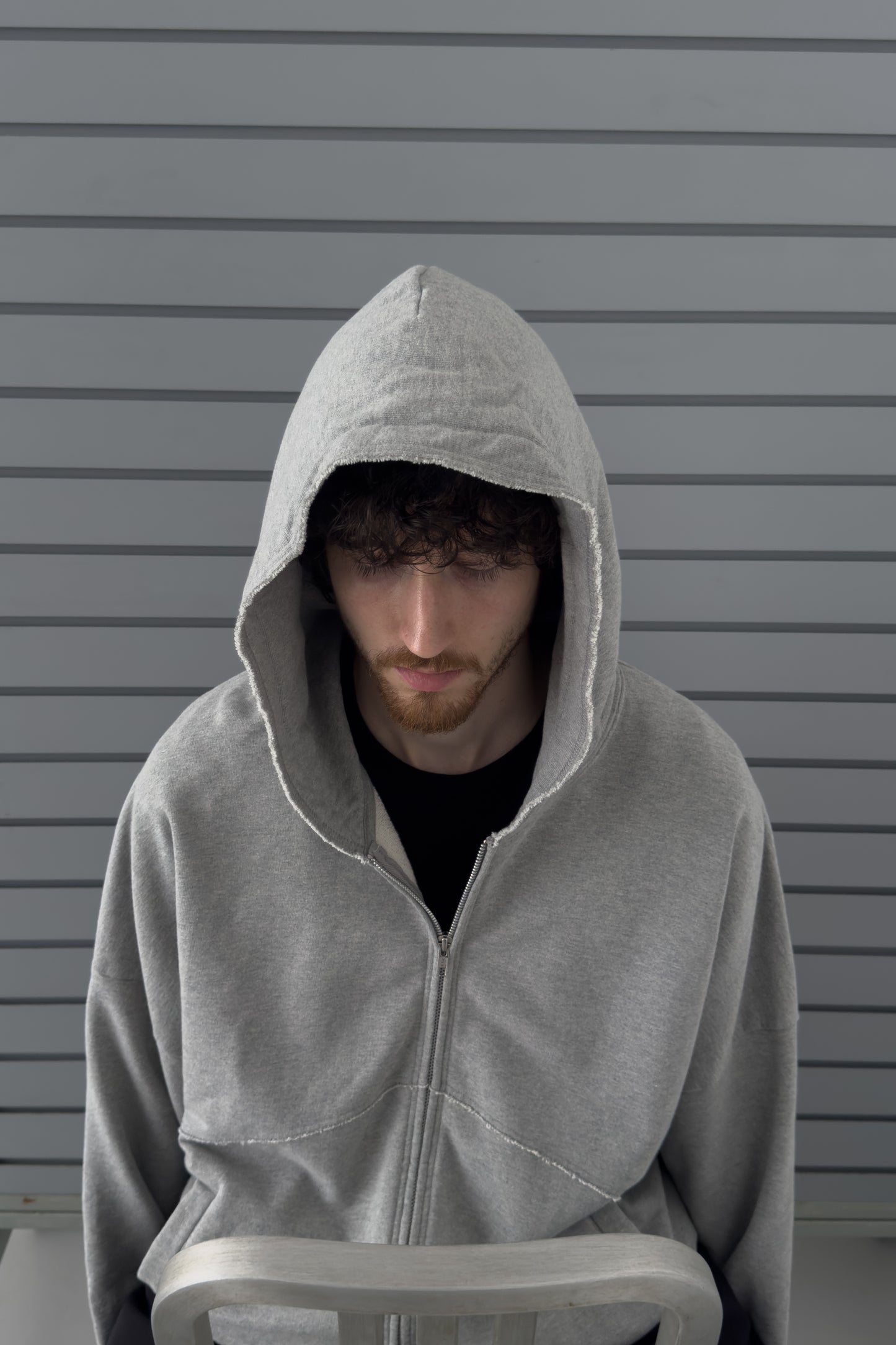 CUT OFF ZIP HOODIE - HEATHER GRAY