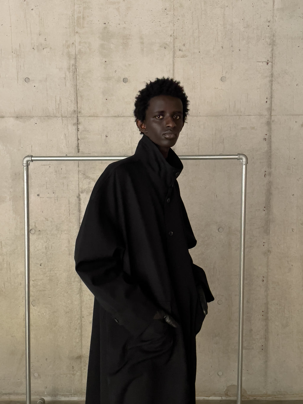 WOOL CHAMBRAY OVERCOAT - BLACK