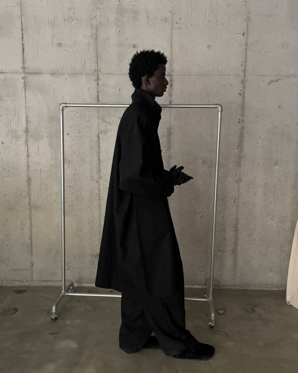 WOOL CHAMBRAY OVERCOAT - BLACK