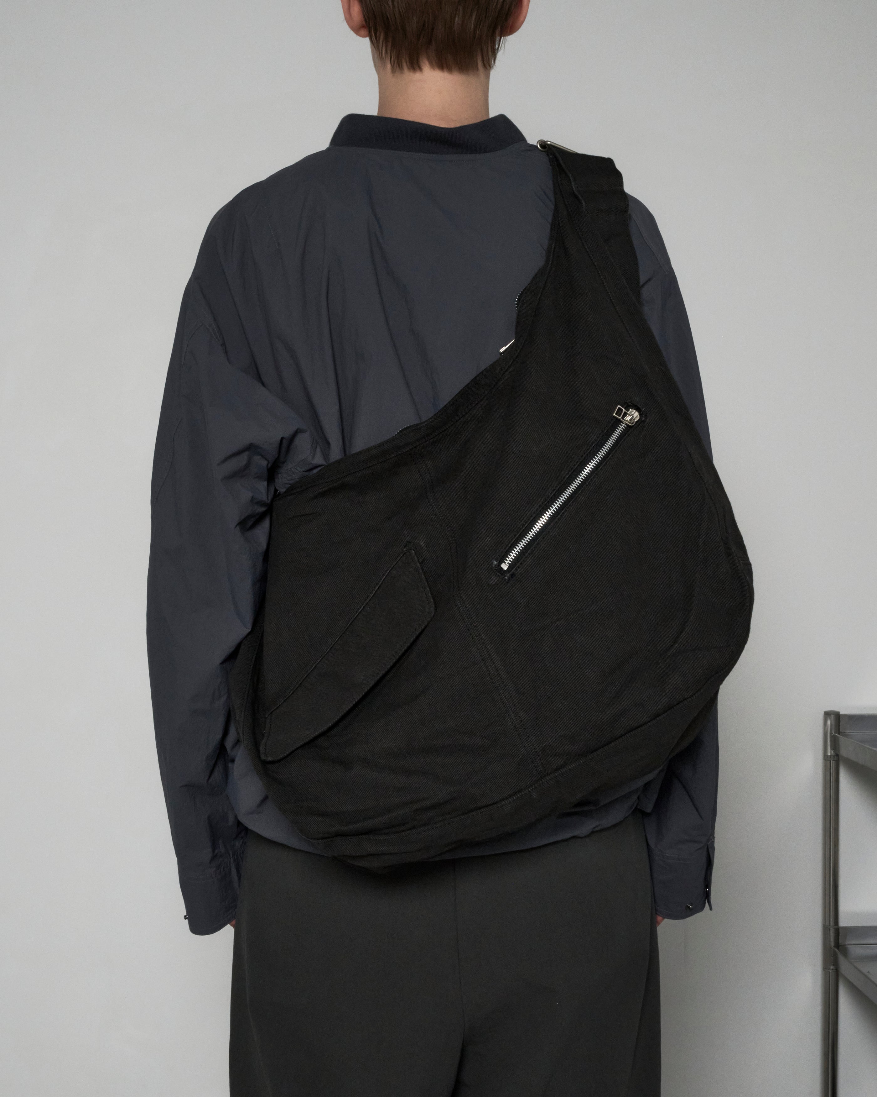 SULFUR EDITOR BAG – Antwort