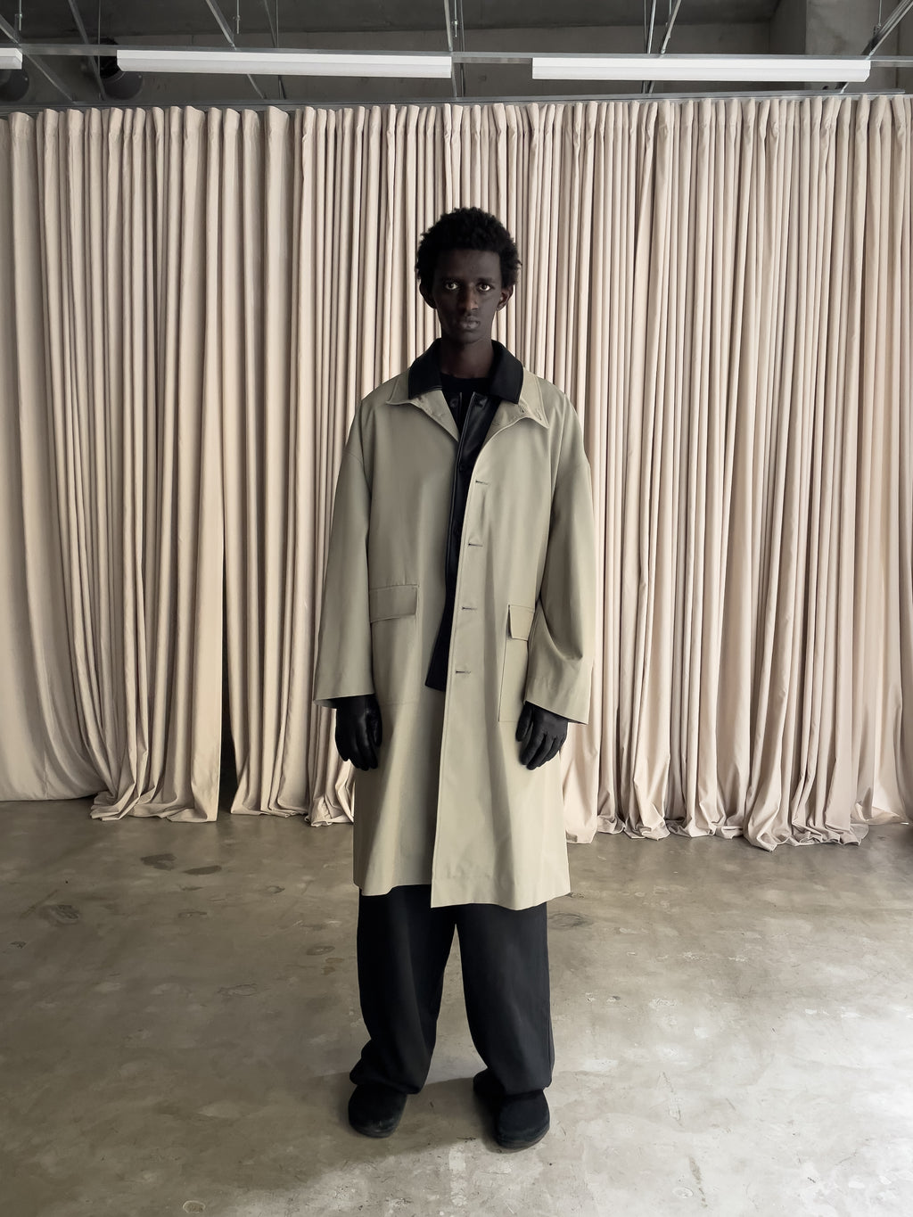 WOOL CHAMBRAY OVERCOAT - OLIVE