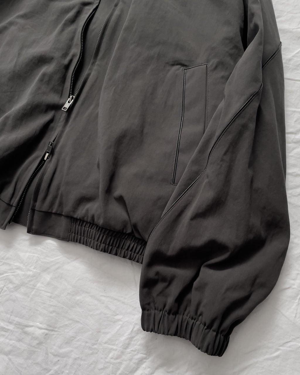LEATHER PIPED COTTON GABARDINE JACKET-GRAY