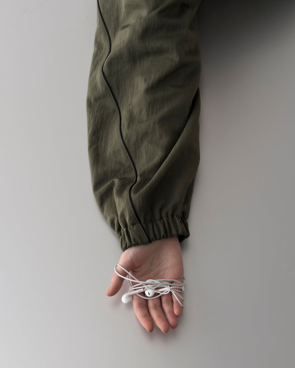 LEATHER PIPED BOMBER JACKET - GREEN