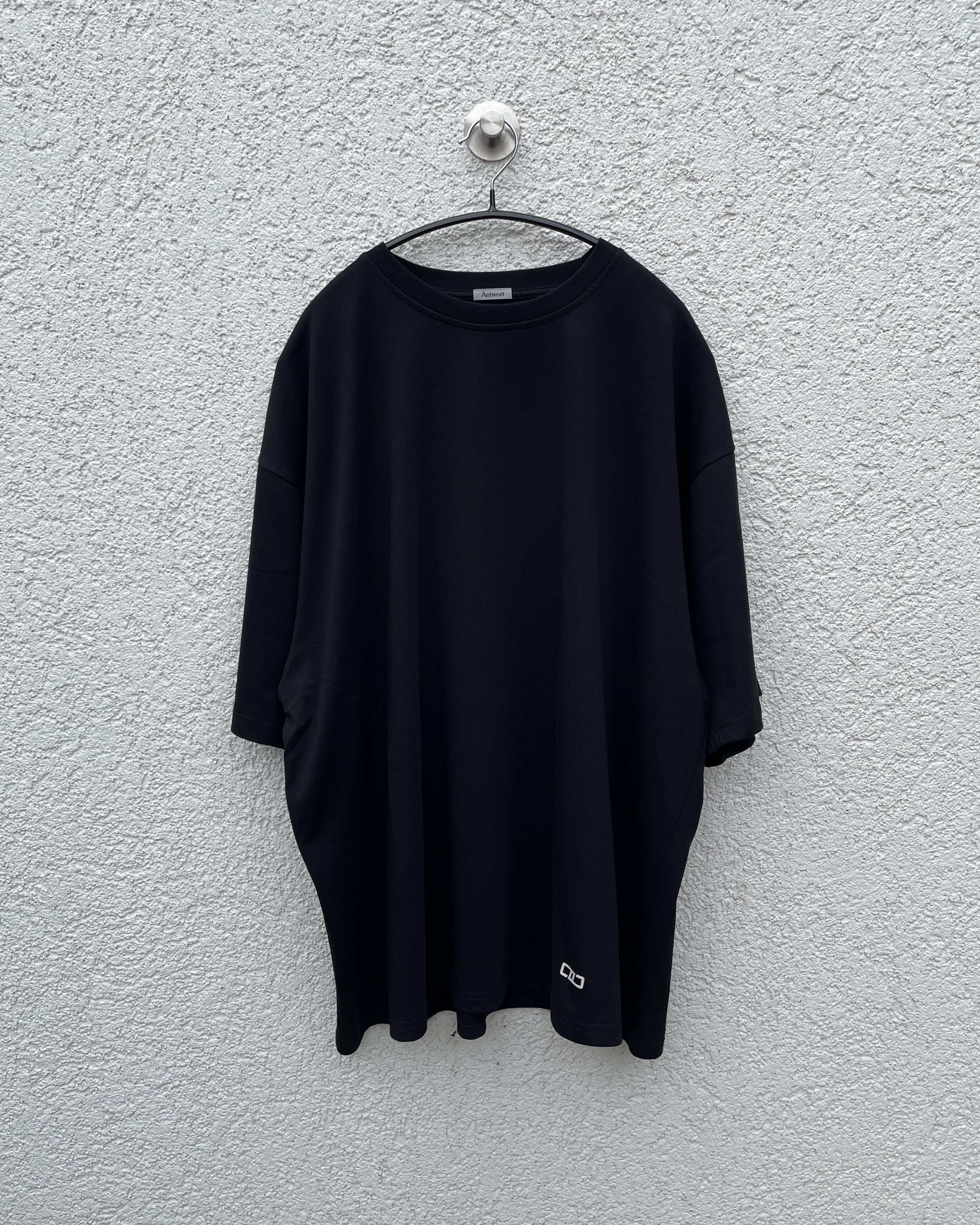 LINK STAFF TEE