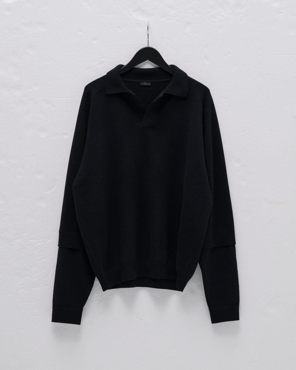 LAYERD SLEEVE KNIT SKIPPER-BLACK