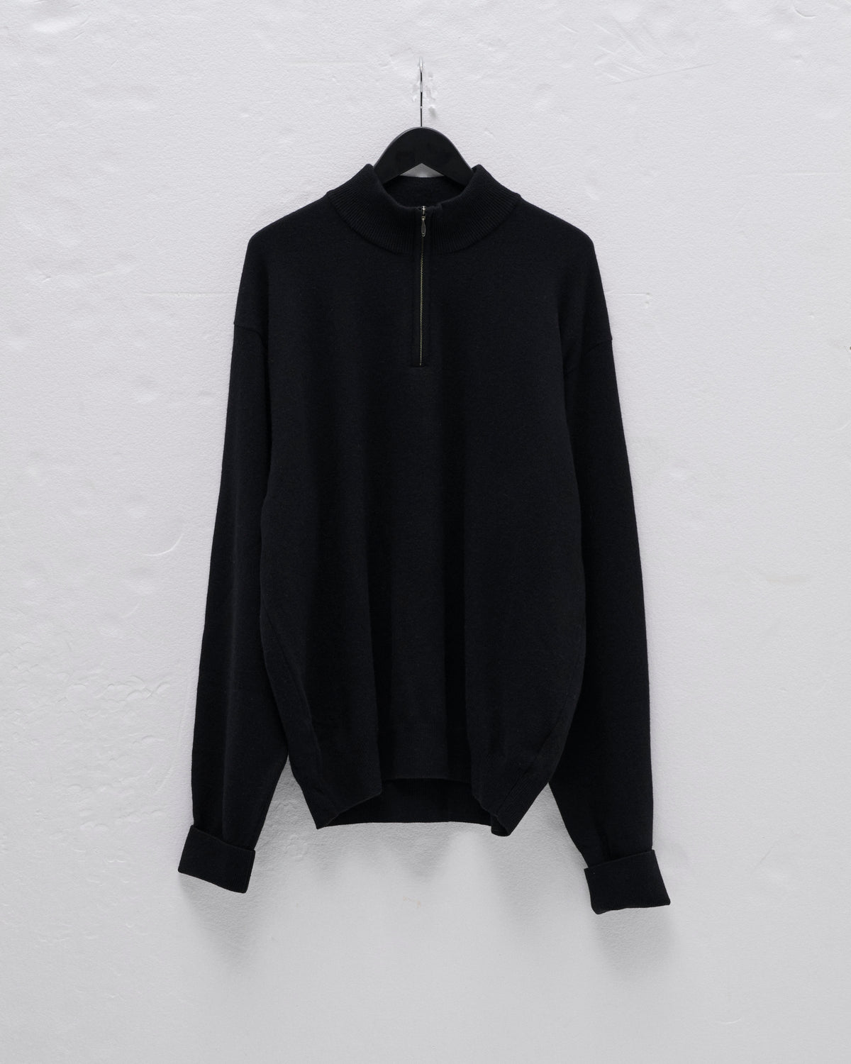 HALF ZIP KNIT-BLACK