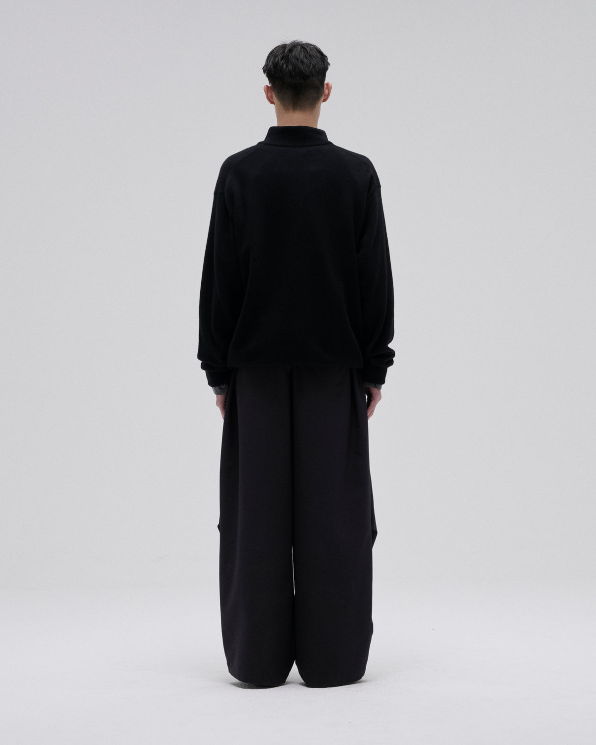 HALF ZIP KNIT-BLACK