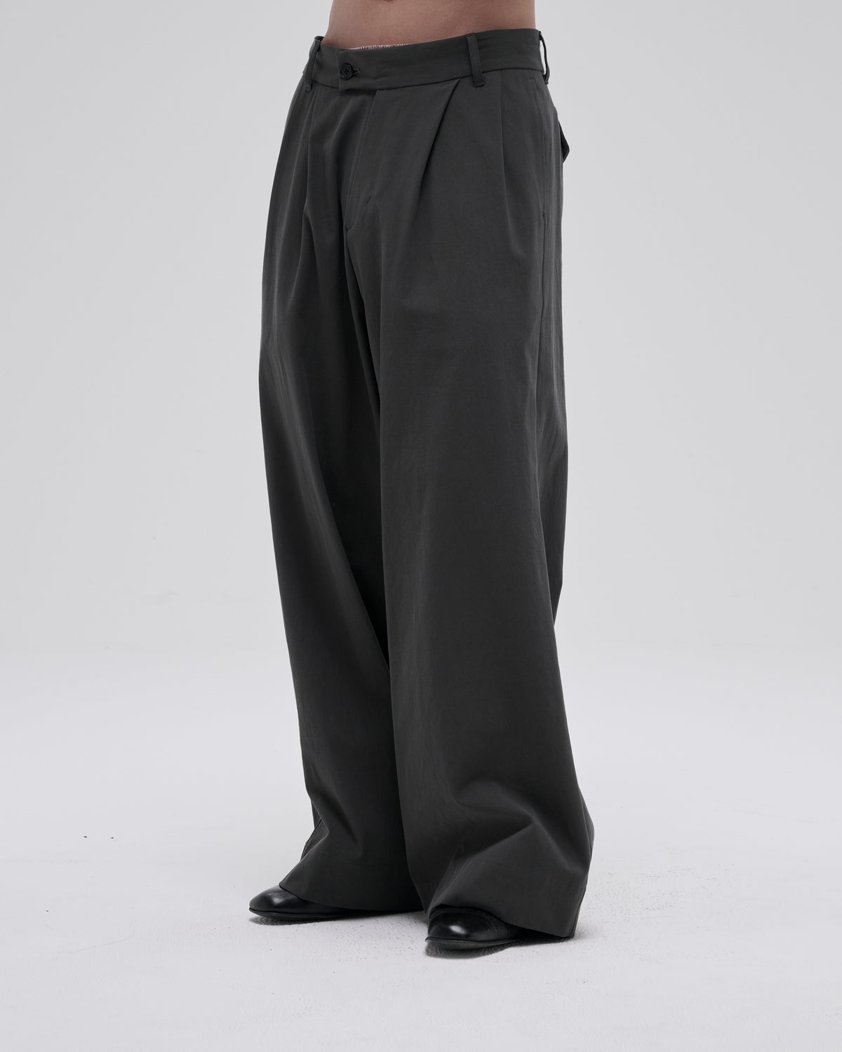 COTTON GABARDINE WIDE PANTS-GRAY