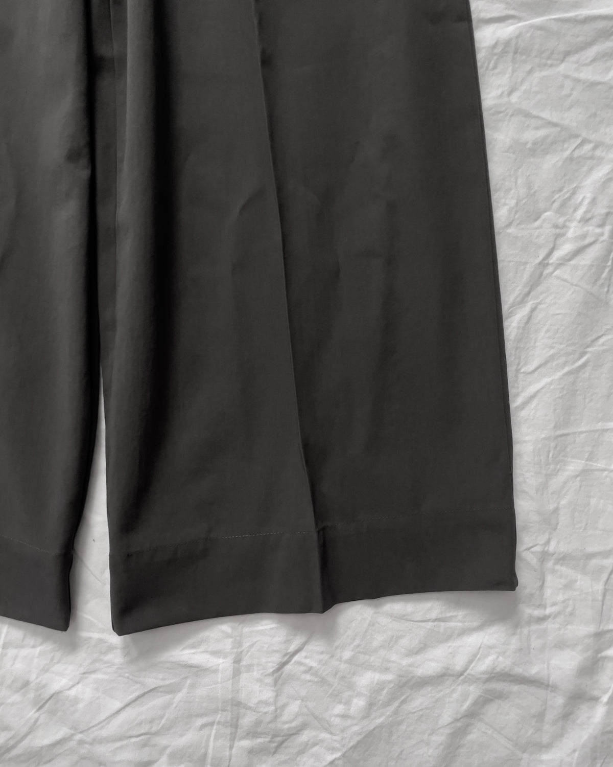 COTTON GABARDINE WIDE PANTS-GRAY