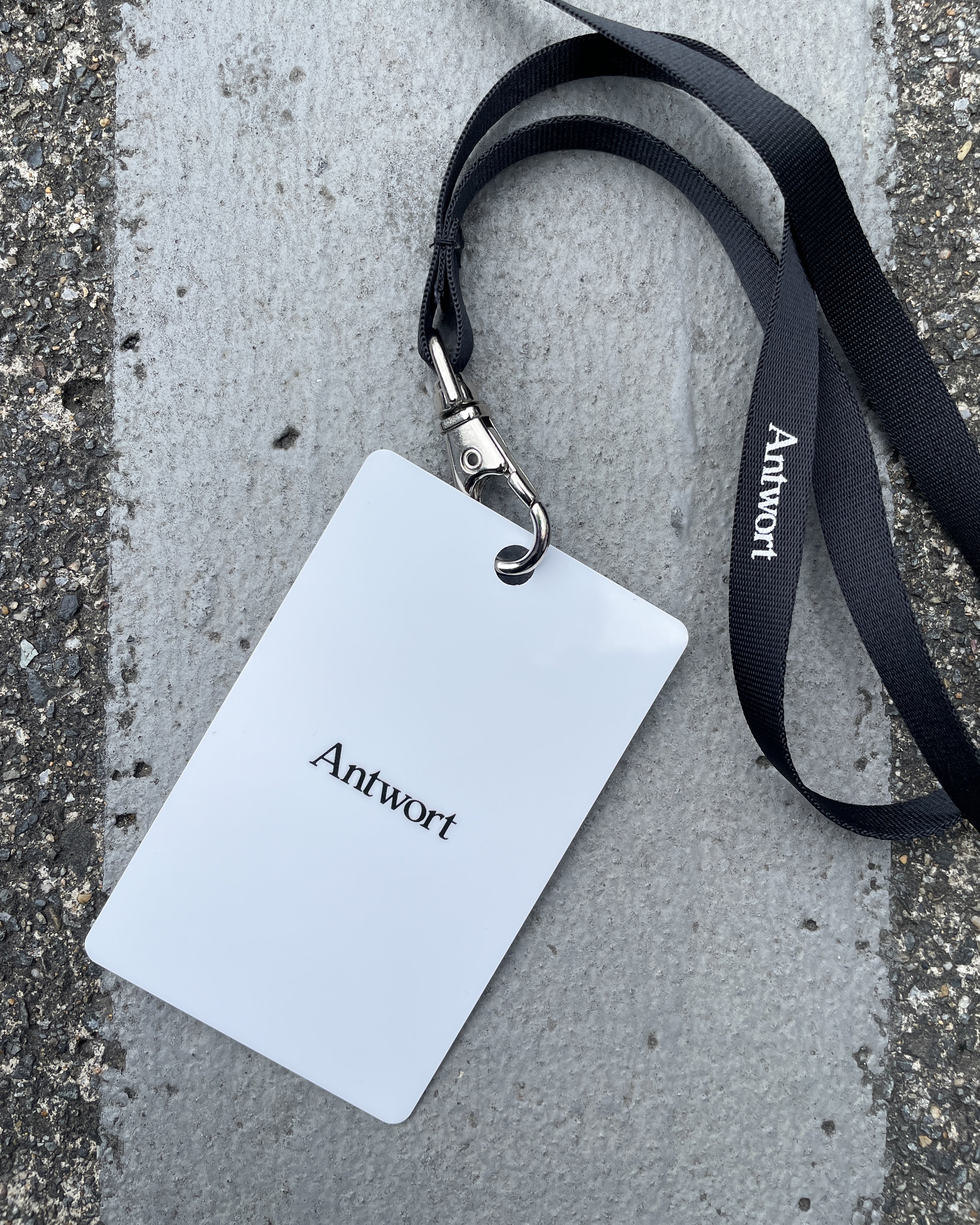Antwort | OFFICIAL ONLINE STORE